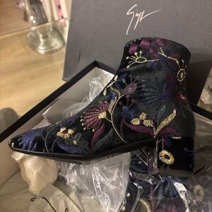 Guisseppe Embroidered Ankle Boots - Black and Multicolor